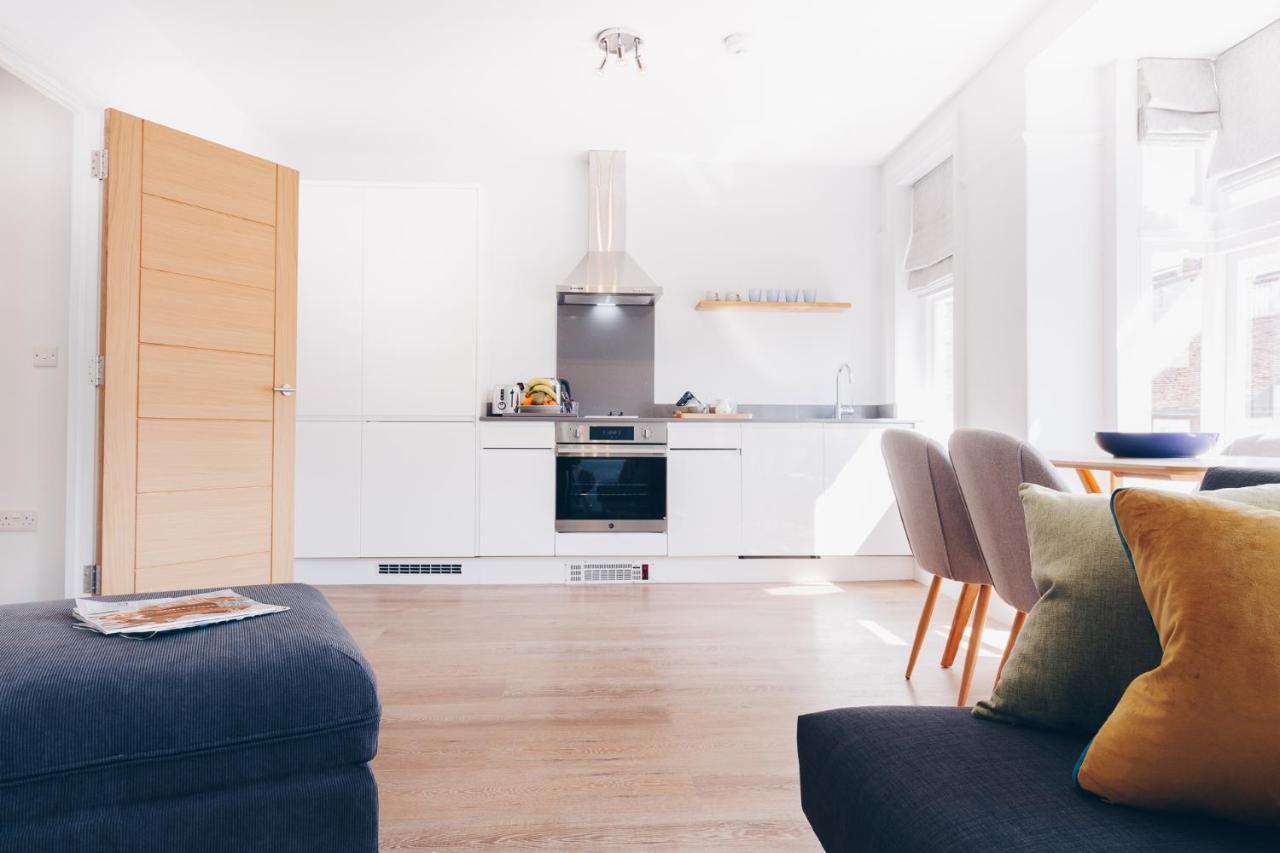 South Street Apartments Chichester Esterno foto