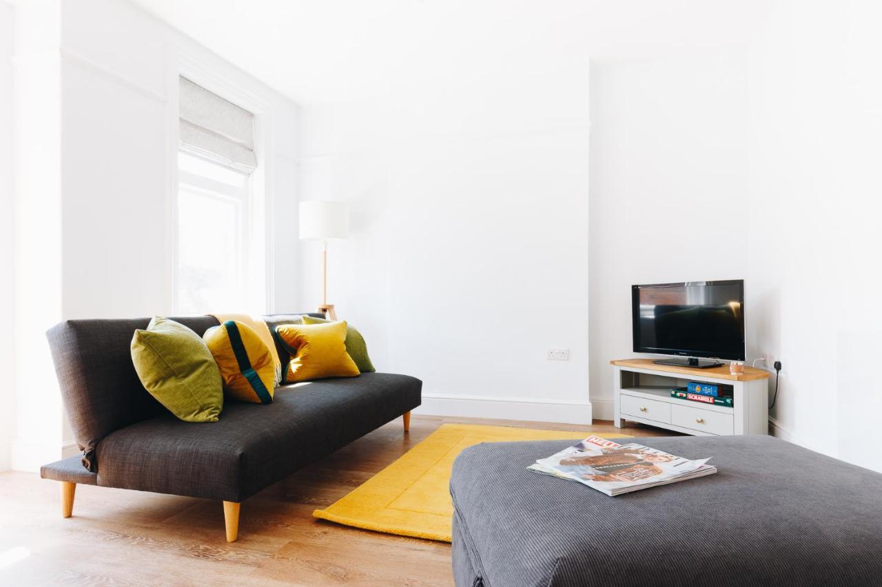 South Street Apartments Chichester Esterno foto