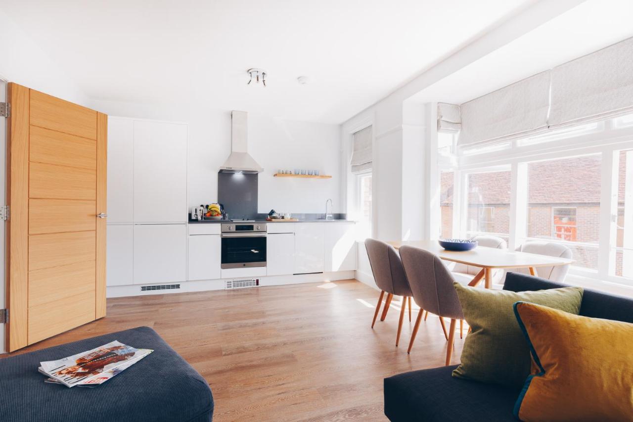 South Street Apartments Chichester Esterno foto
