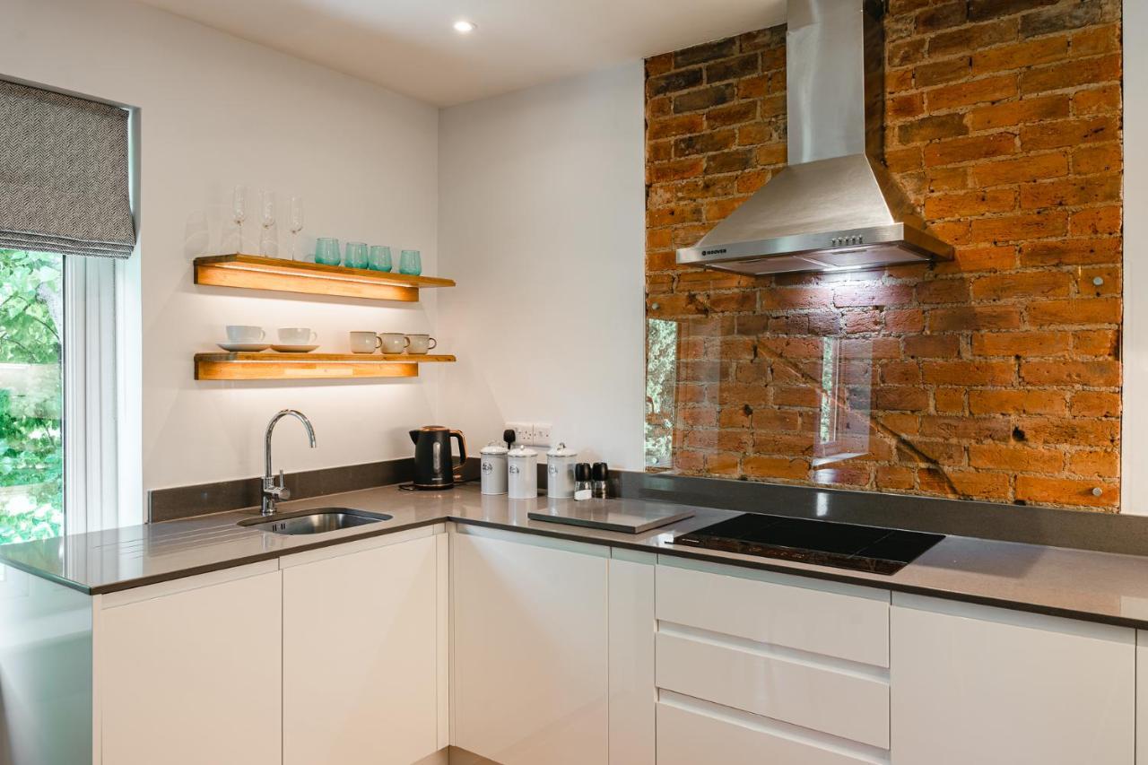 South Street Apartments Chichester Esterno foto