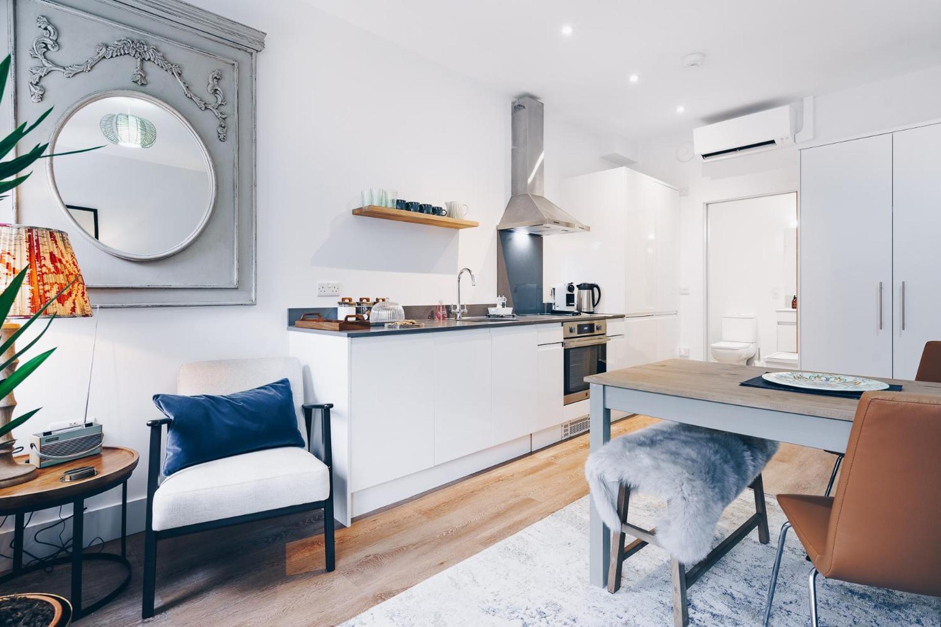 South Street Apartments Chichester Esterno foto